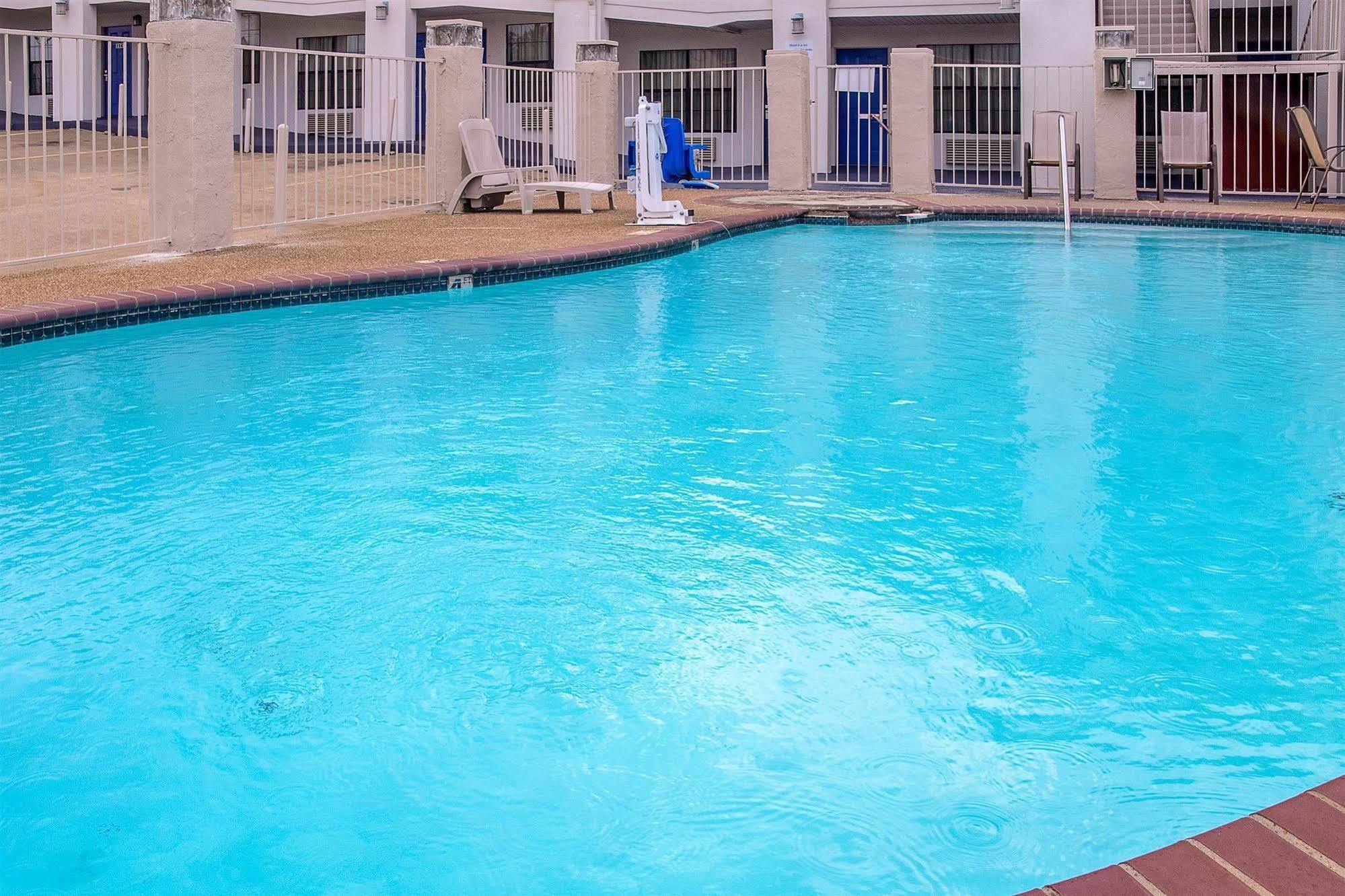 Motel 6-Canton, Tx Exterior photo